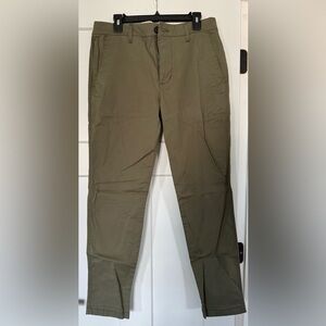 Hollister Men’s Skinny Chino-Olive